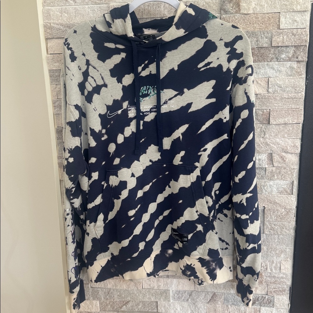 Nike Sportswear Club French Terry Pullover Hoodie Blue and White Tie Dye